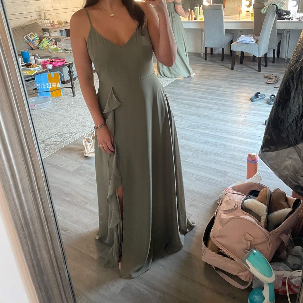 Chic Olive Maxi Dress